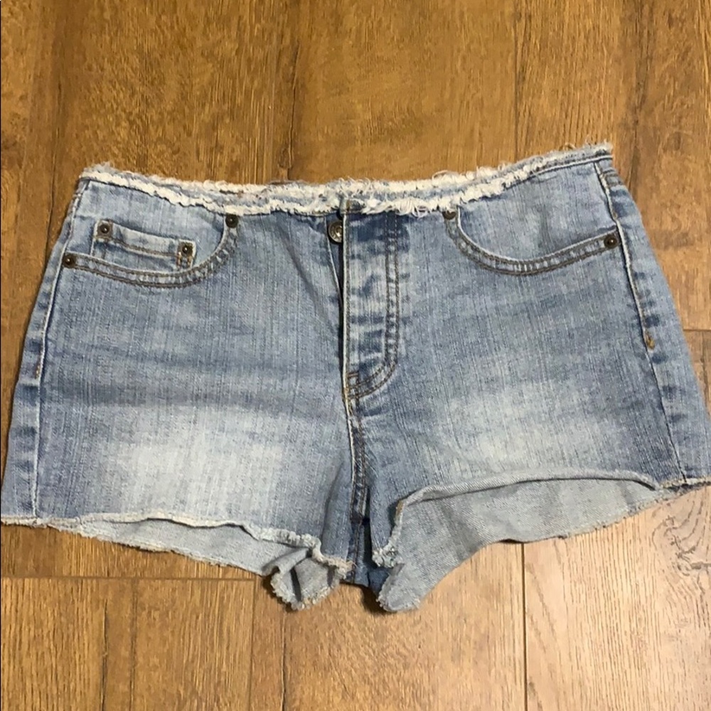 I Love H81 Denim Short Shorts